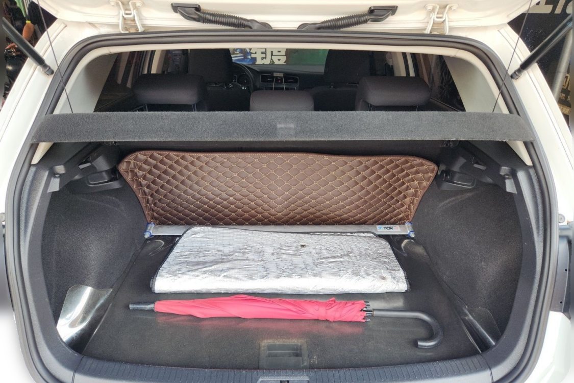 Volkswagen Golf 2017 car image #8