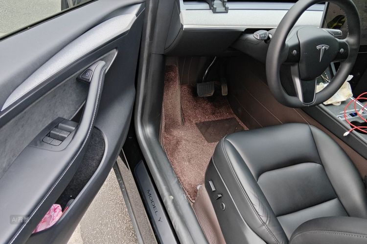 Tesla Model Y 2023 #18 Tesla Model Y 2023 immagine di auto #18
