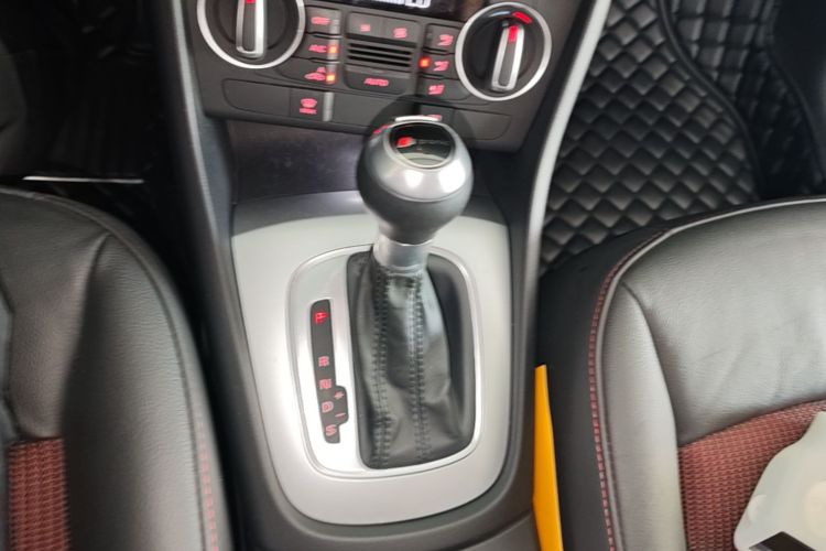Audi Q3 2019 #14 Audi Q3 2019 car image #14