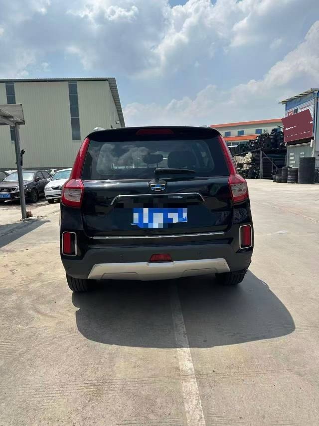 GEELY Vision X6 2017 immagine di auto #8