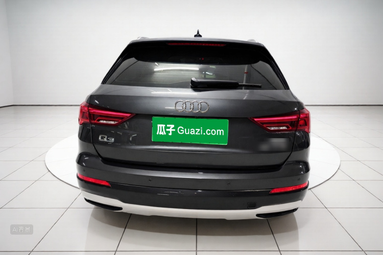Audi Q3 2021 car image #6