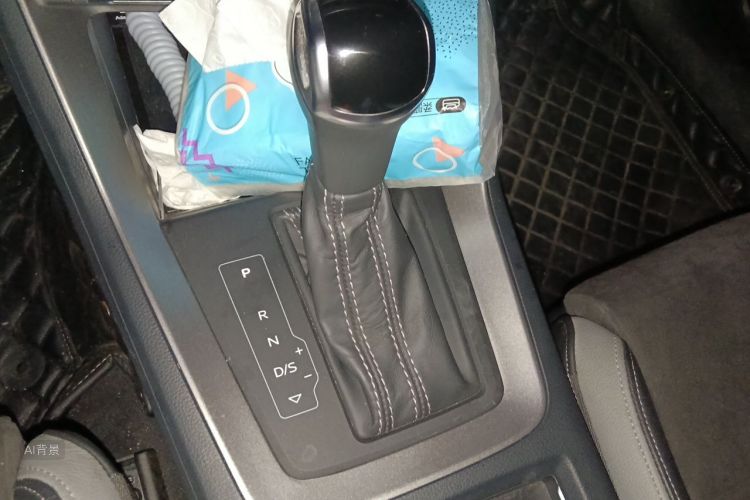 Audi Q3 2021 immagine di auto #16