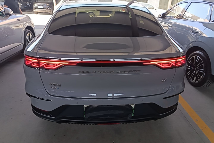 BYD Han 2024 car image #6