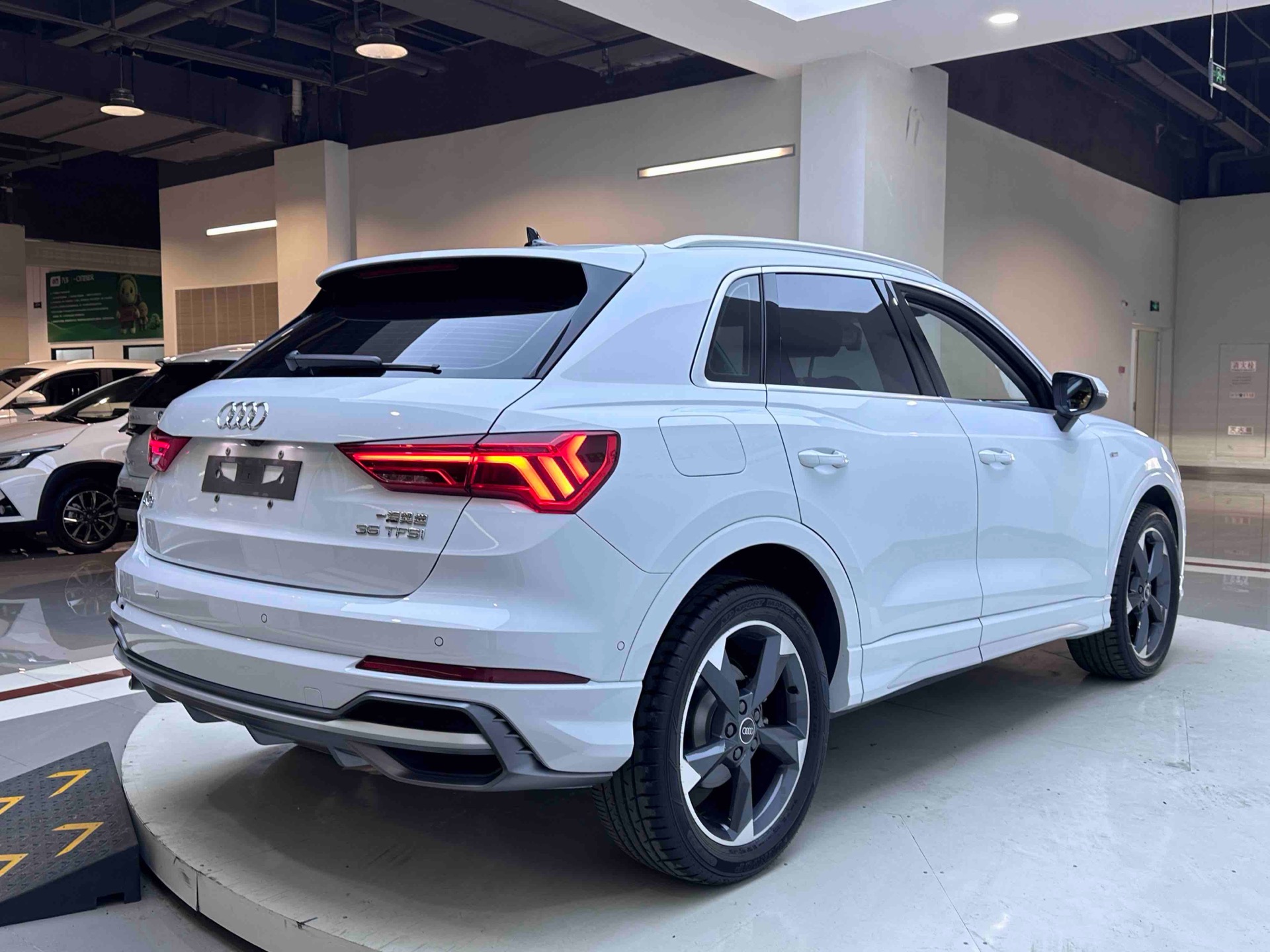Audi Q3 2023 #2 Audi Q3 2023 immagine di auto #2