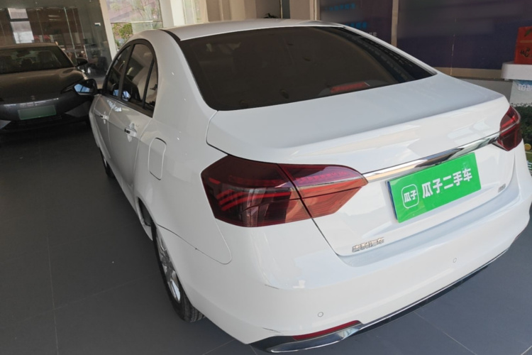 GEELY Emgrand 2021 car image #5