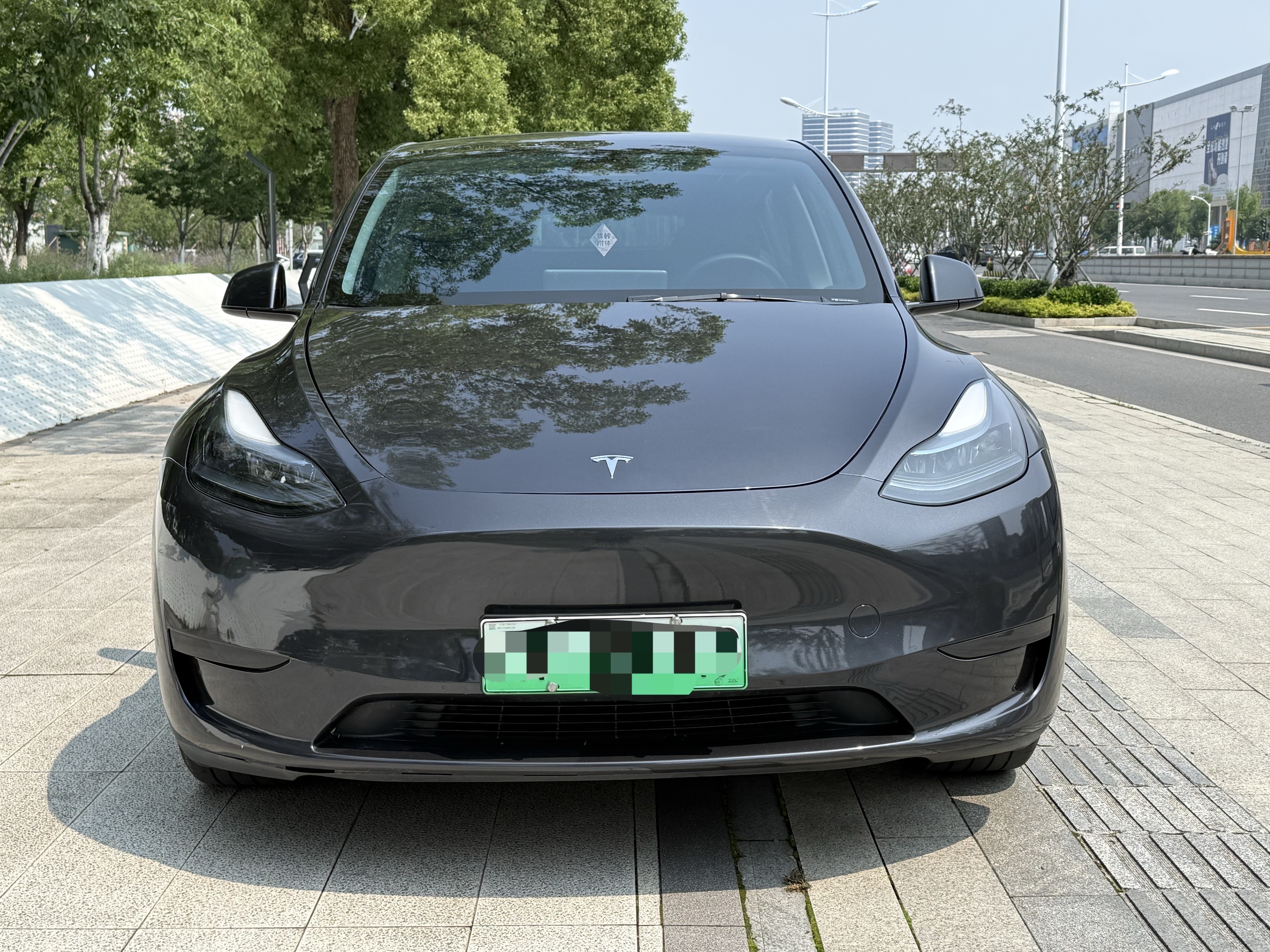 Tesla Model Y 2024 #4 Tesla Model Y 2024 car image #4