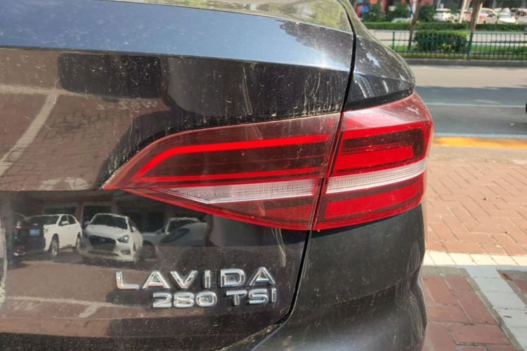 Volkswagen Lavida 2021 car image #8