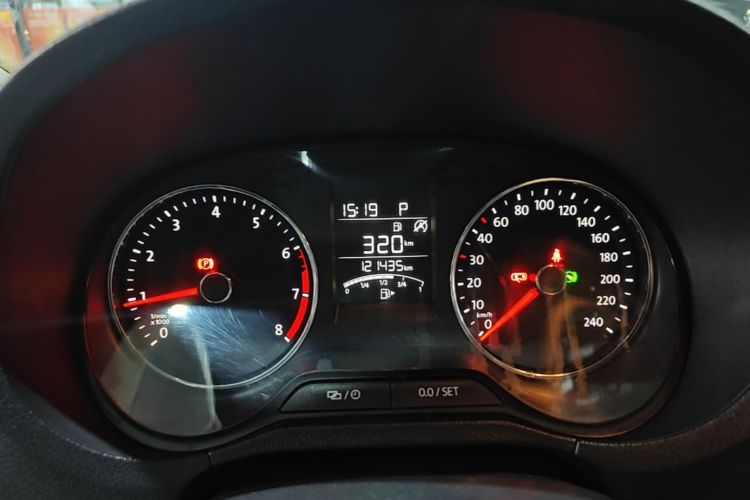 Volkswagen Polo 2019 car image #12