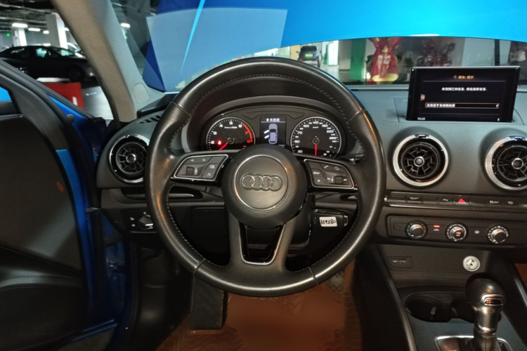 Audi A3 2018 #11 Audi A3 2018 car image #11