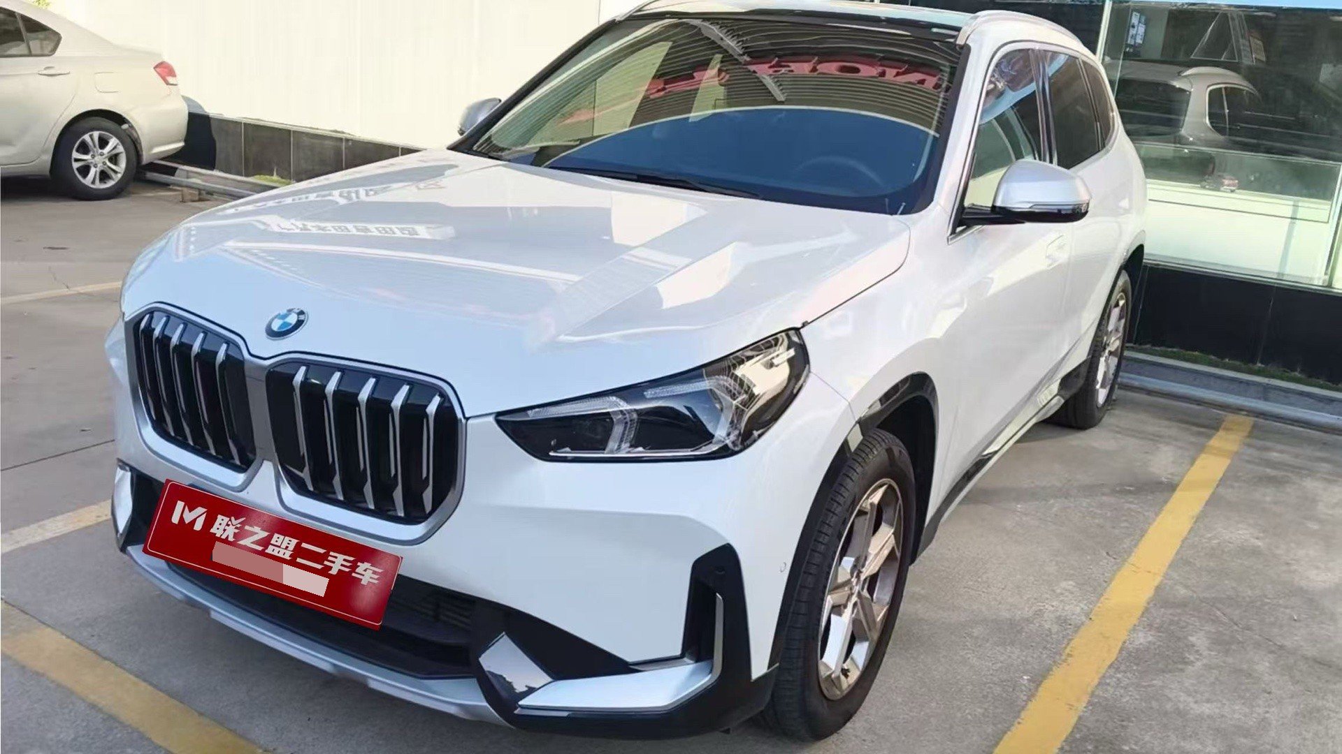 BMW X1 2024 car image 