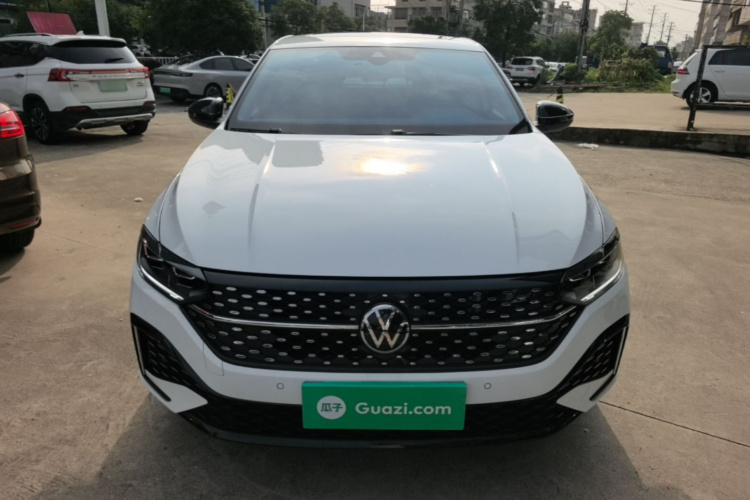 Volkswagen Lavida 2025 car image #3