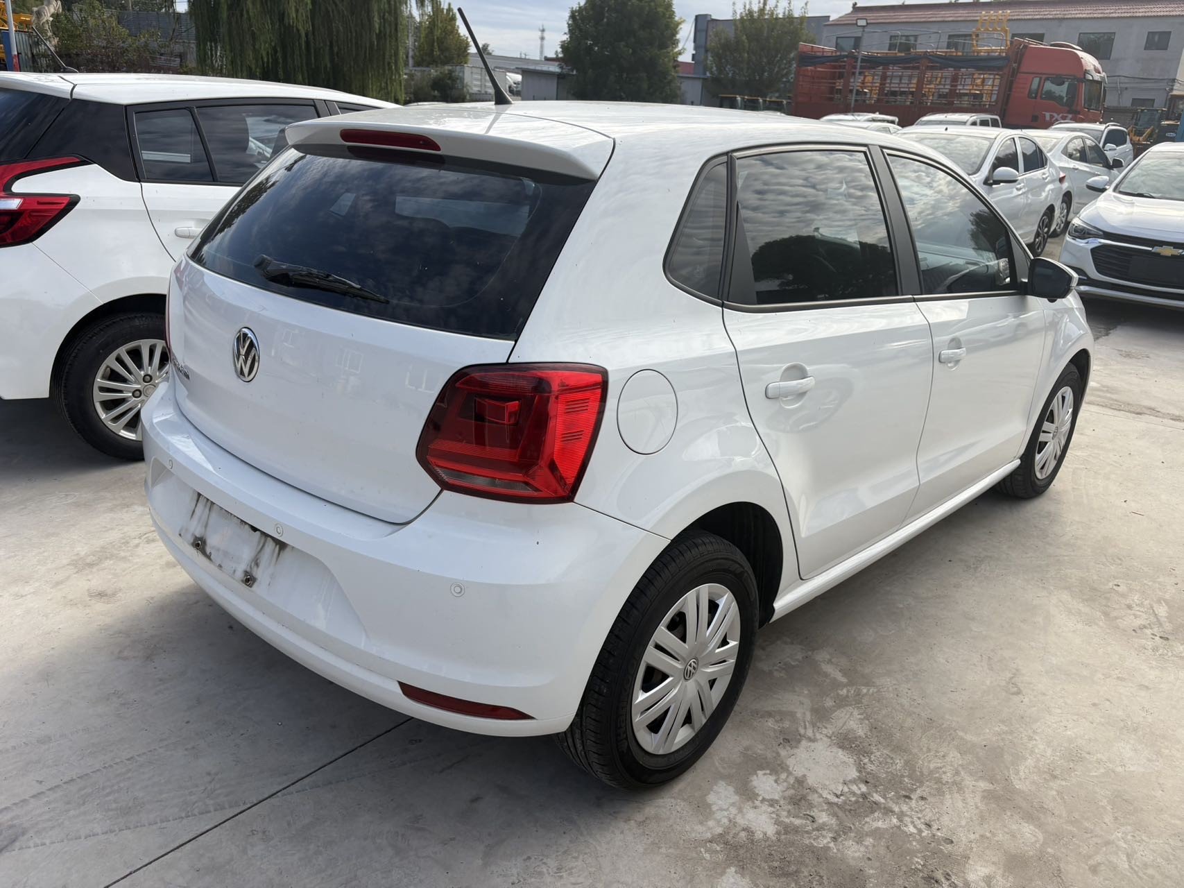 Volkswagen Polo 2018 صورة سيارة #6