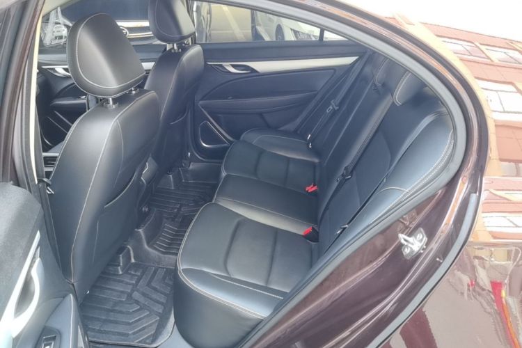 GEELY Emgrand 2018 #17 GEELY Emgrand 2018 car image #17