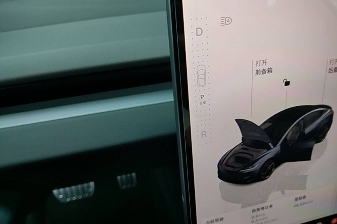 Tesla Model 3 2024 car image #20
