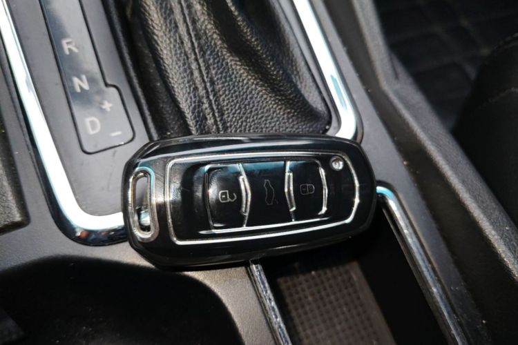 GEELY Emgrand 2016 #10 GEELY Emgrand 2016 car image #10