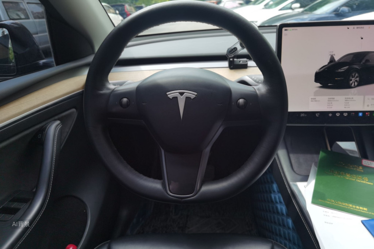 Tesla Model Y 2022 #12 Tesla Model Y 2022 car image #12