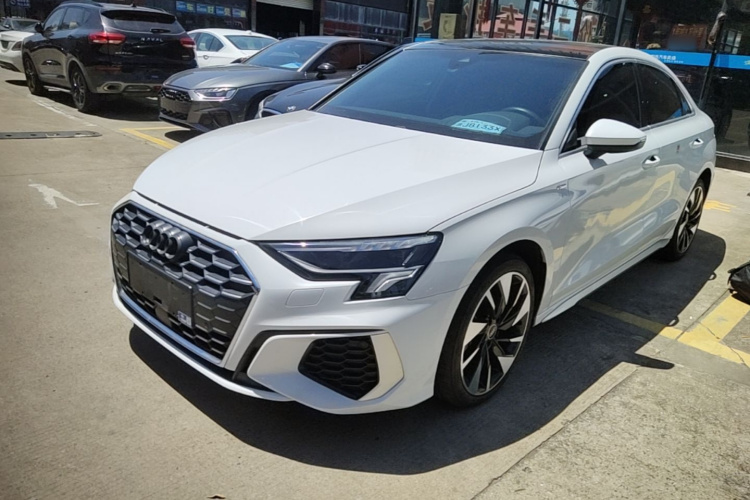 Audi A3 2022 imagen de coche #2