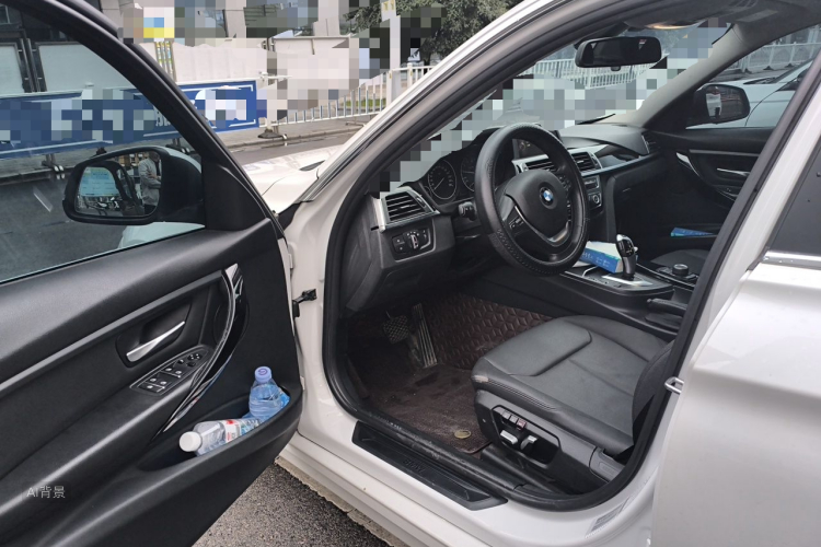 BMW 3 Series 2017 car image #18