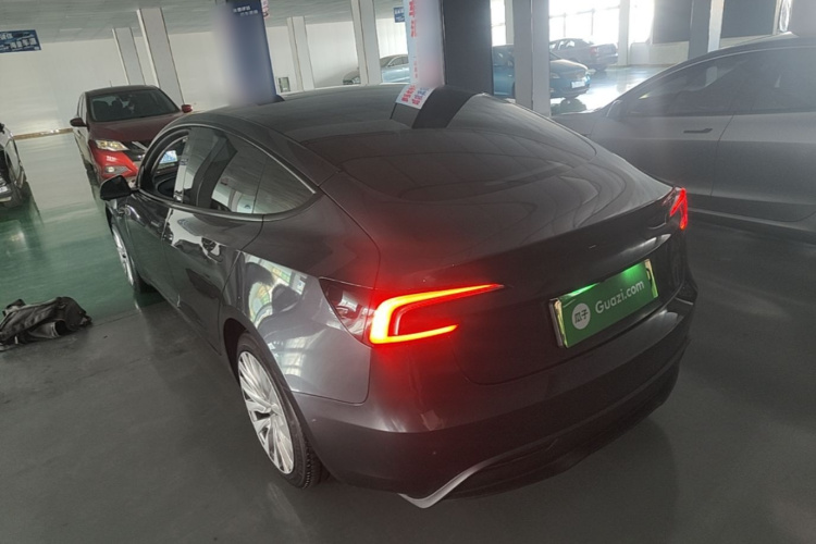 Tesla Model 3 2024 #5 Tesla Model 3 2024 car image #5