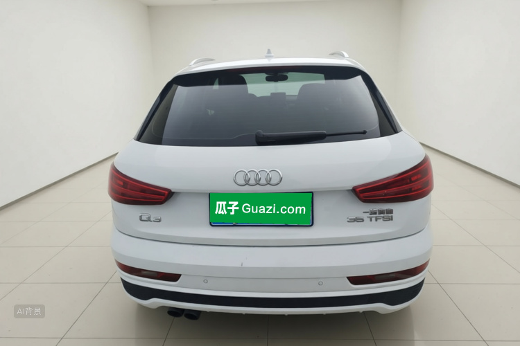 Audi Q3 2019 car image #6