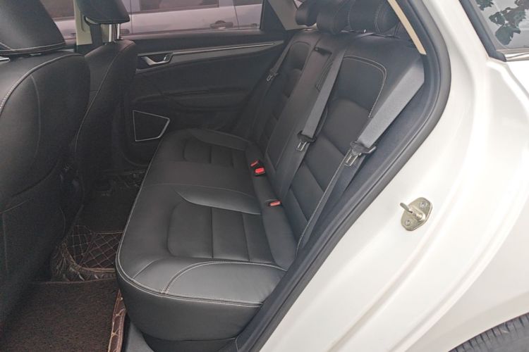 GEELY Emgrand GL 2019 immagine di auto #17