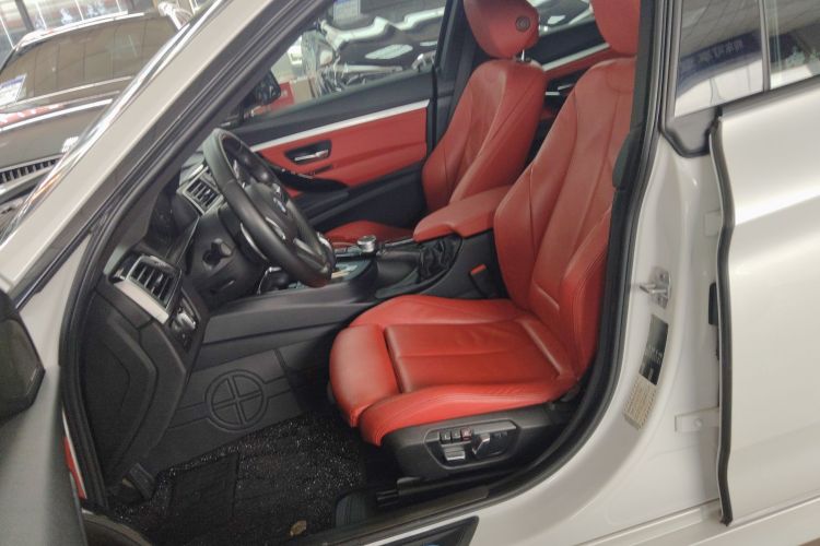 BMW 3 Series GT 2019 imagem de carro #15