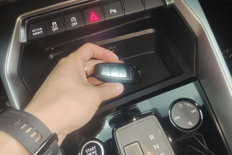 Audi A3 2024 car image #9