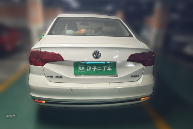 Volkswagen Bora 2016 car image #6