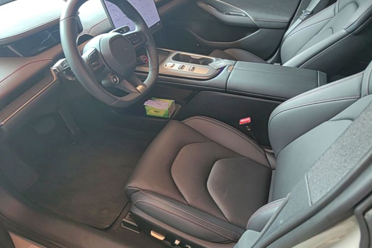 MI SU7 2025 изображение автомобиля #15
