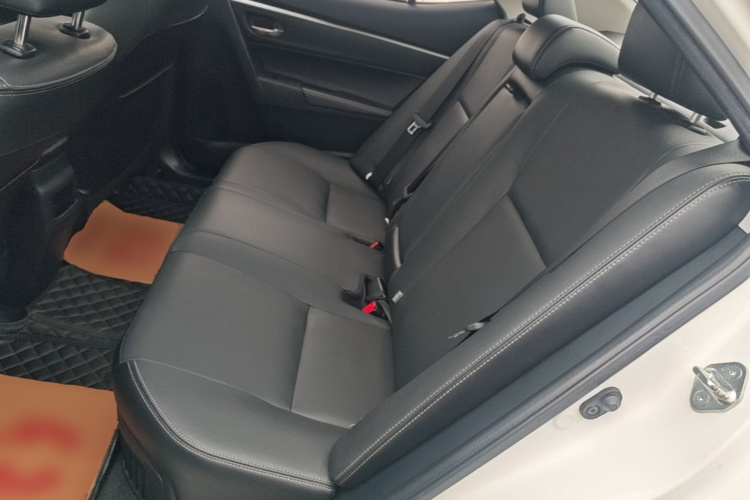 Toyota Corolla 2016 #17 Toyota Corolla 2016 car image #17