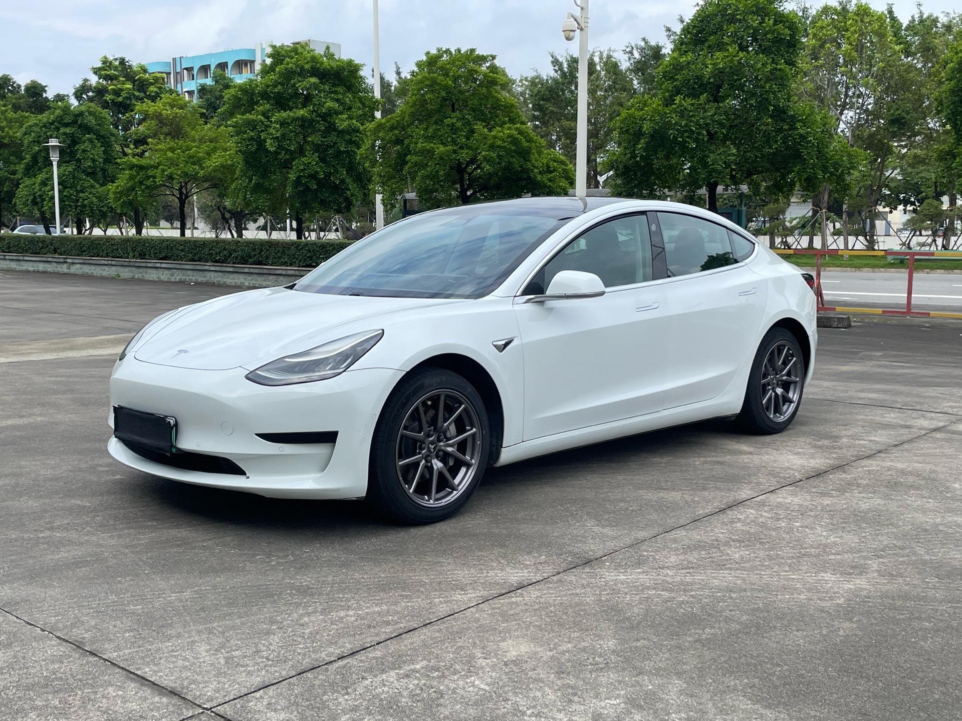 Tesla Model 3 2020 Tesla Model 3 2020 car image