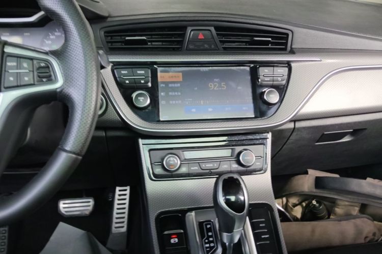 GEELY Emgrand GS 2017 #17 GEELY Emgrand GS 2017 car image #17