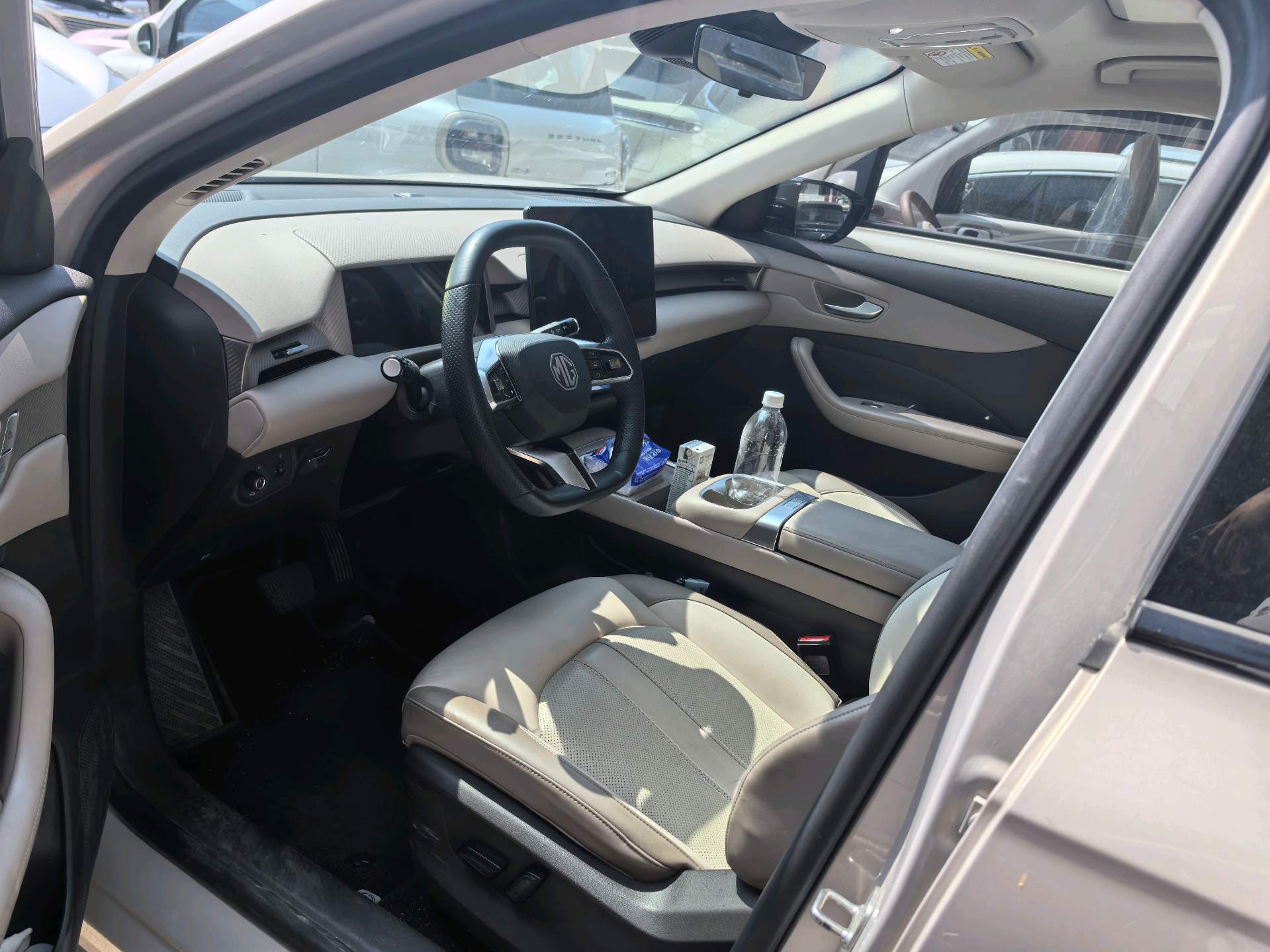 MG ES5 2024 imagem de carro #5