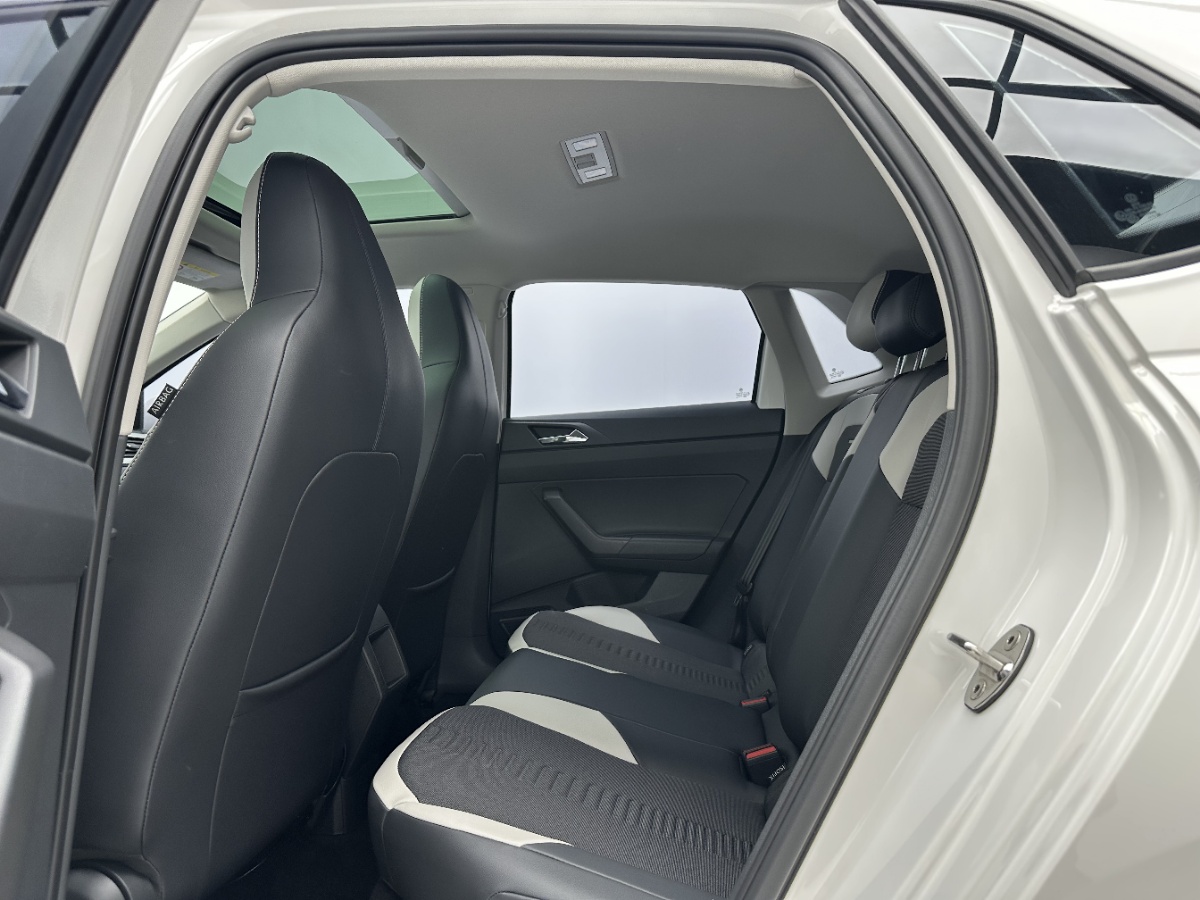 Volkswagen Polo 2022 #6 Volkswagen Polo 2022 car image #6