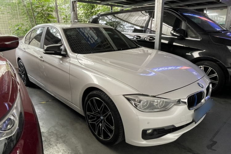 BMW 3 Series 2017 car image #7