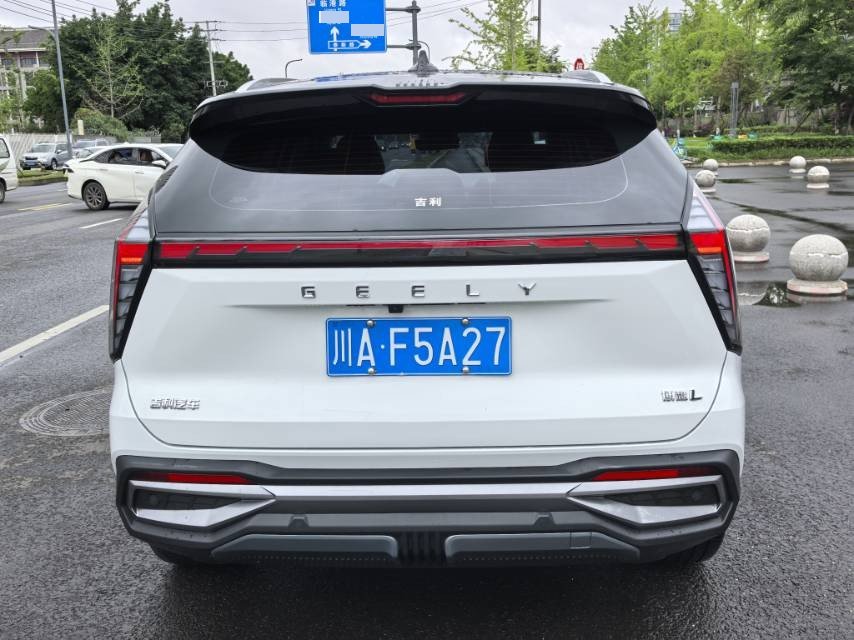 GEELY Boyue L 2025 car image #5