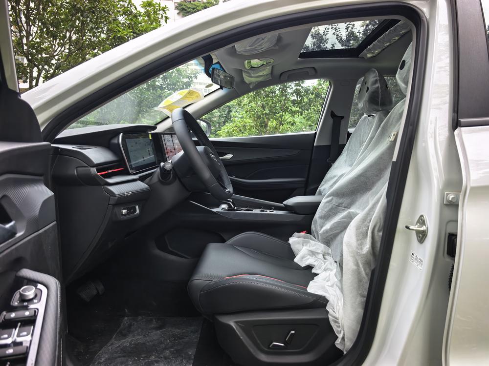 GEELY Binray 2026 #15 GEELY Binray 2026 car image #15