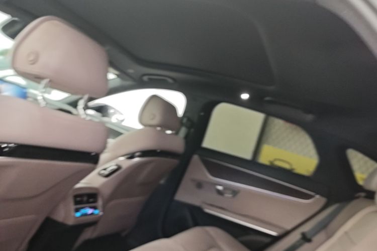 BYD Han 2025 immagine di auto #18