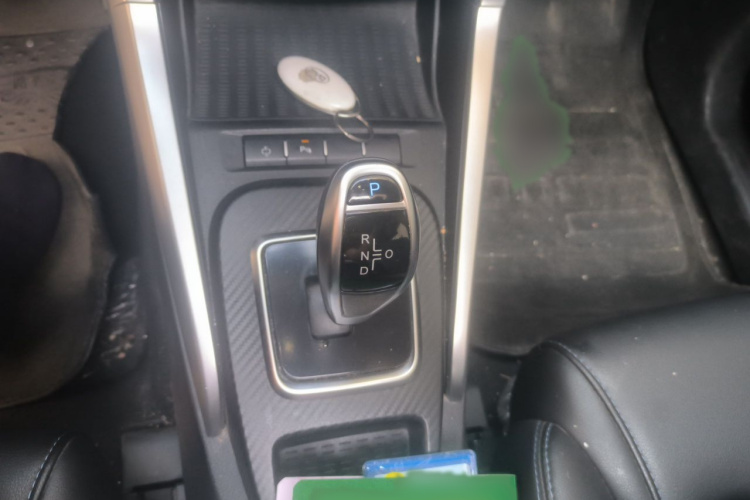 BYD Yuan New Energy 2019 #16 BYD Yuan New Energy 2019 immagine di auto #16