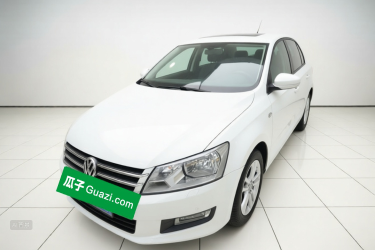 Volkswagen Santana 2015 car image #2