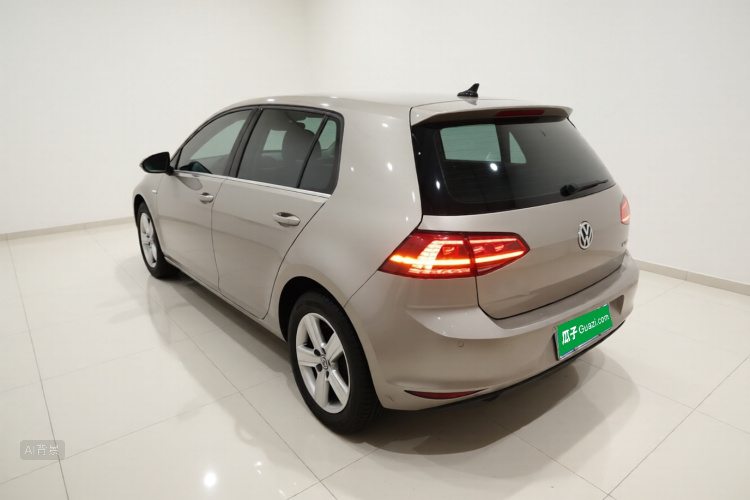 Volkswagen Golf 2016 car image #5
