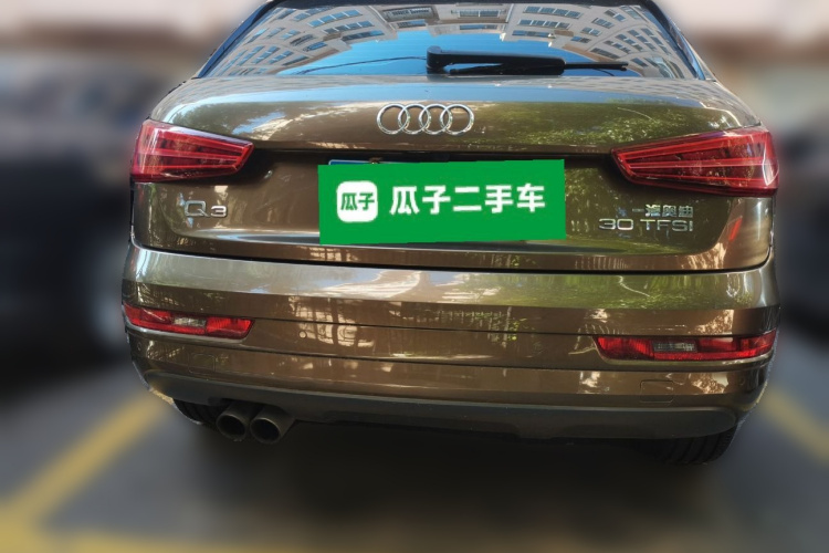Audi Q3 2019 car image #4