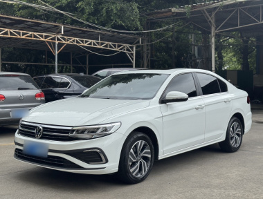 Volkswagen Bora 2025 صورة سيارة 