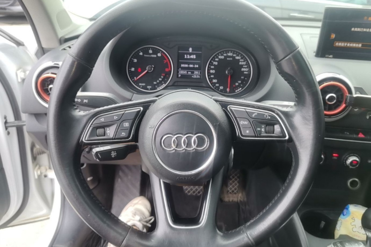 Audi A3 2020 car image #11