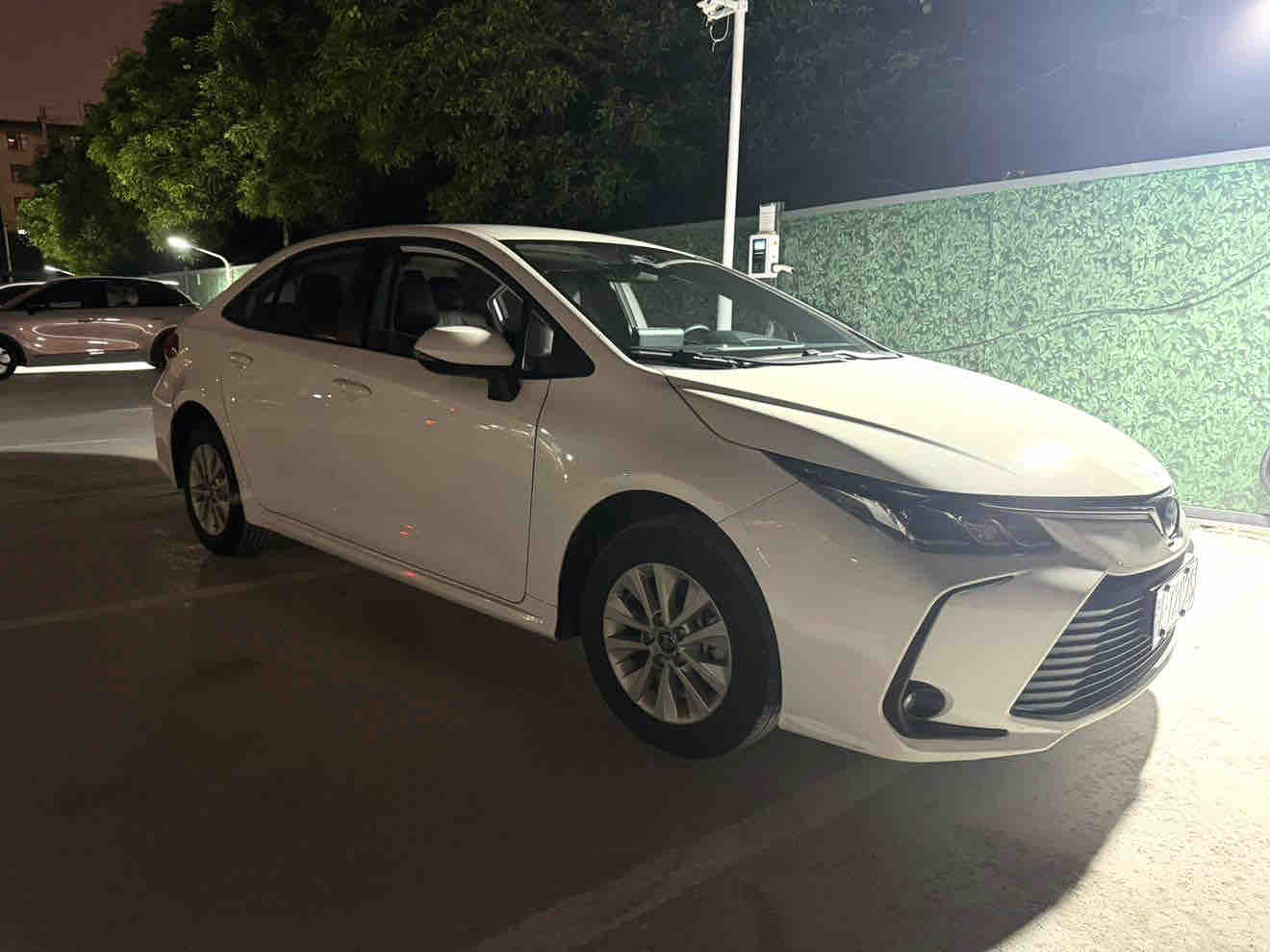 Toyota Corolla 2024 immagine di auto #3