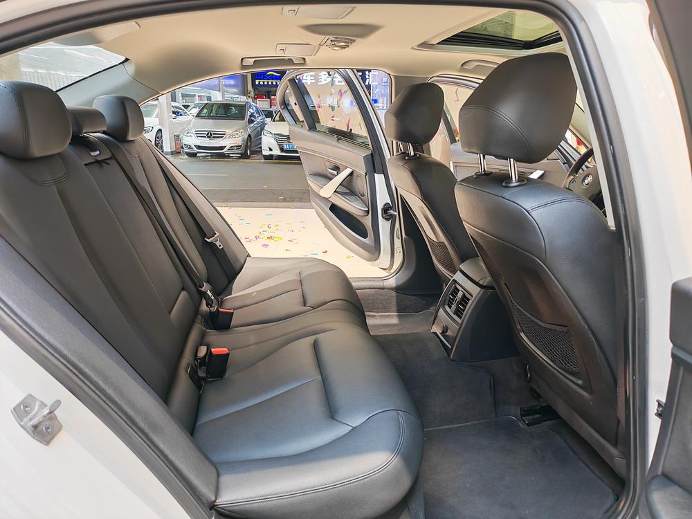 BMW 3 Series 2014 car image #10