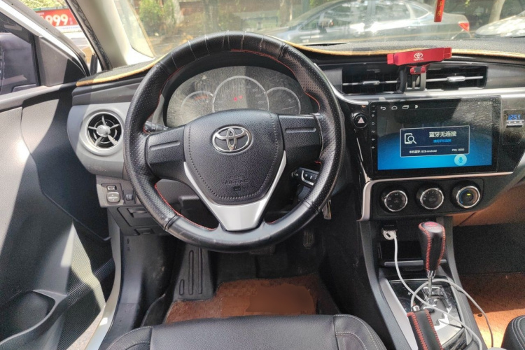 Toyota Corolla 2019 #11 Toyota Corolla 2019 car image #11