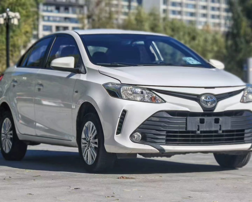 Toyota Vios 2018 immagine di auto #3