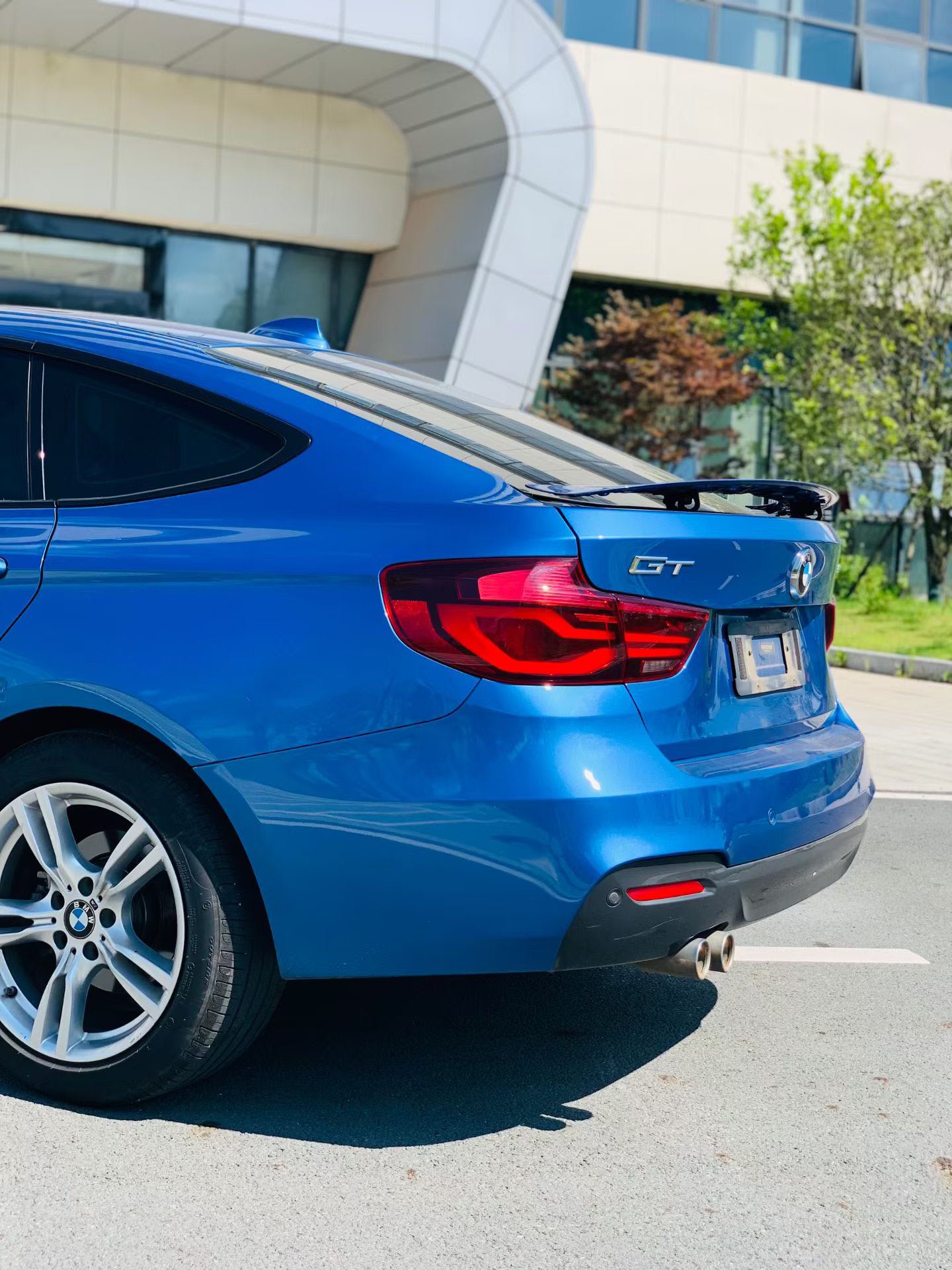 BMW 3 Series GT 2021 car image #9