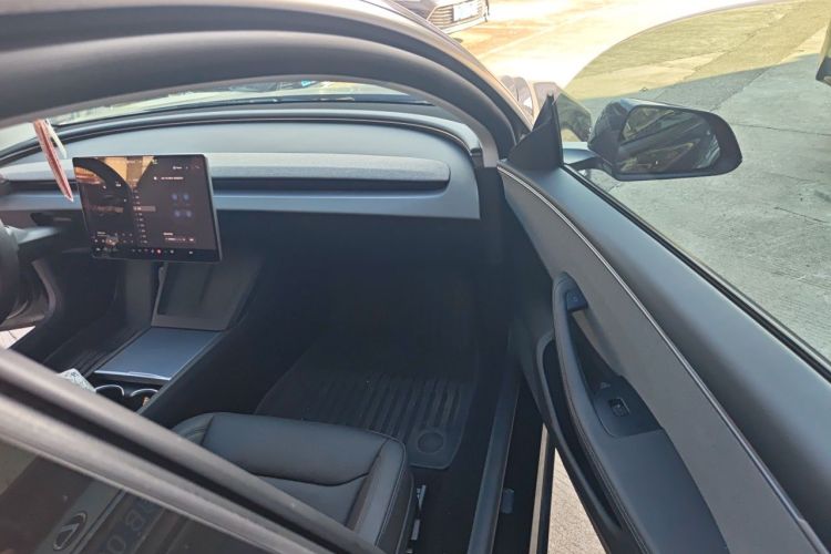 Tesla Model 3 2026 #23 Tesla Model 3 2026 immagine di auto #23